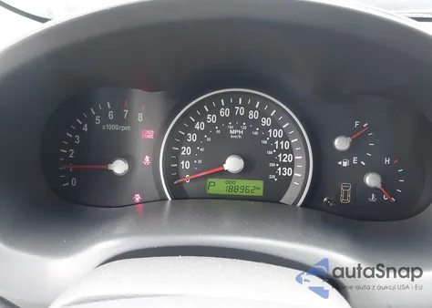 2009 Kia Sedona Lx z USA, uszkodzony, nr VIN KNDMB233096280879